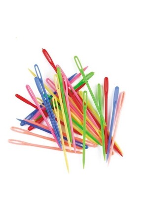 Plastic Needles (Pack of 32)