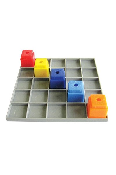 Cubes (2cm) - Activity Board 5 x 5 Grid