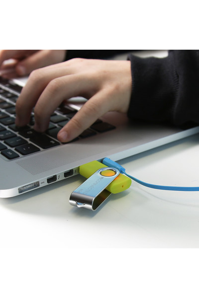 MConnected Stick - USB Flash Drive: 16GB