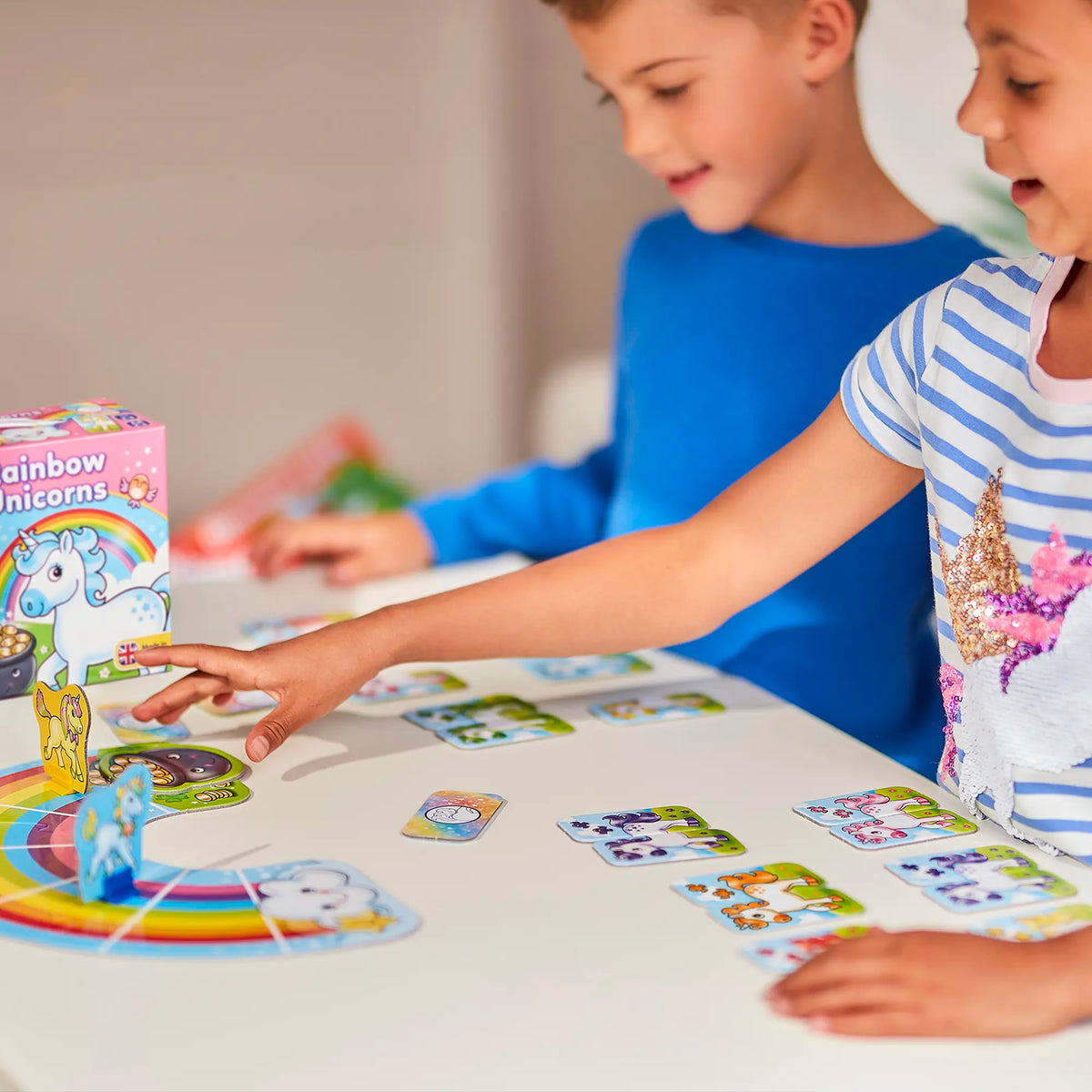 Orchard Toys - Rainbow Unicorns