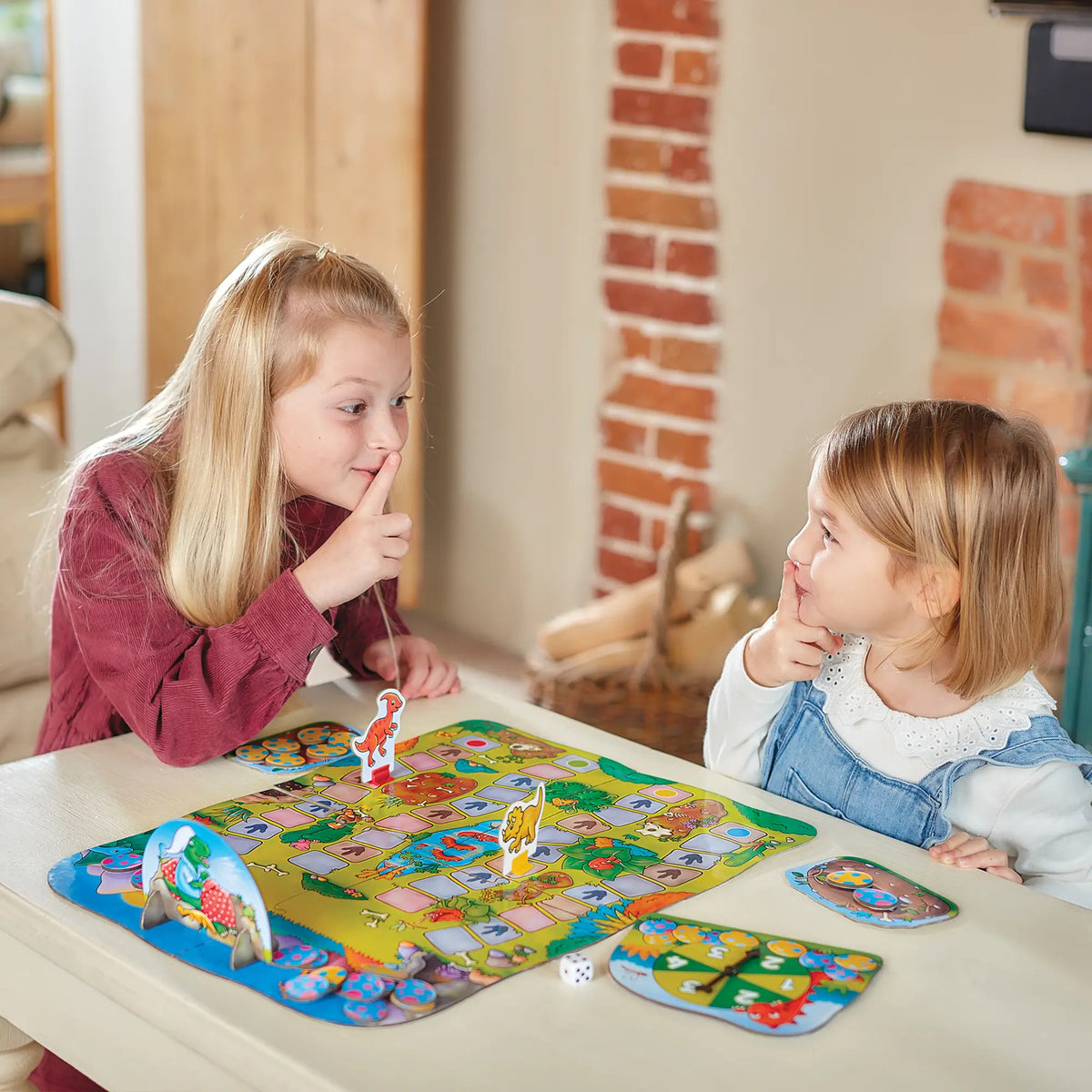 Orchard Toys - Dino-Snore-Us