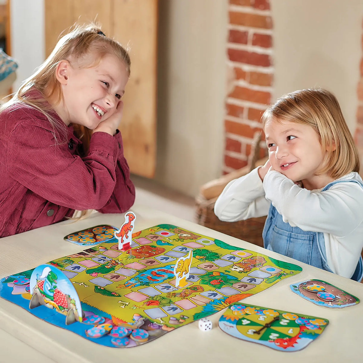 Orchard Toys - Dino-Snore-Us
