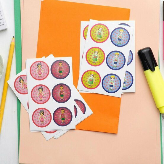 Avery Scratch and Sniff Merit Stickers: Characters - 72 Stickers