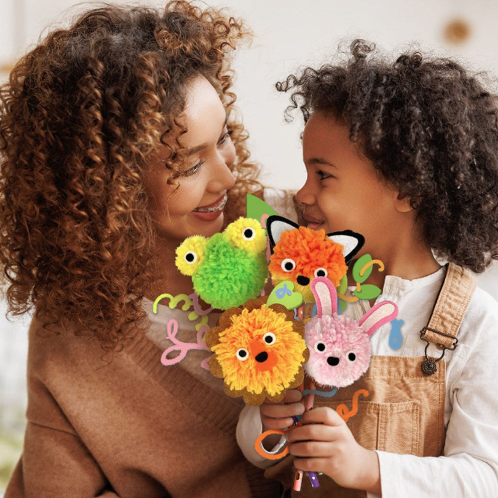 Avenir Pom Pom Bouquet - Animals - view 2