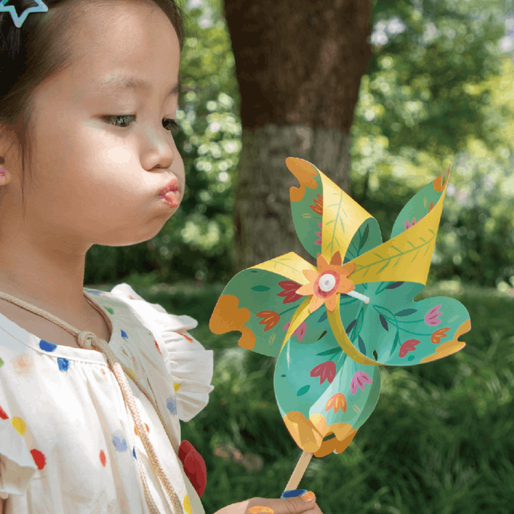 Avenir Everyday Craft - Make Pinwheels - Flowers - view 3