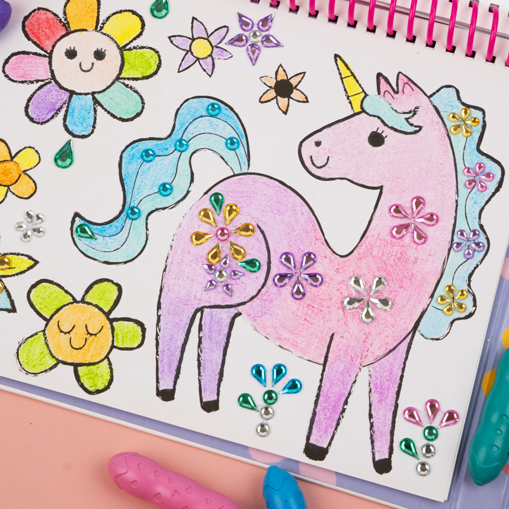 Haku Yoka Art To Go - My First Colouring Kit - Unicorn Friends - view 3