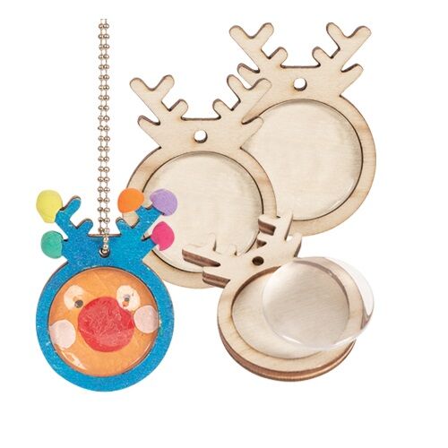 Wooden Reindeer Pendants (Pack of 10)
