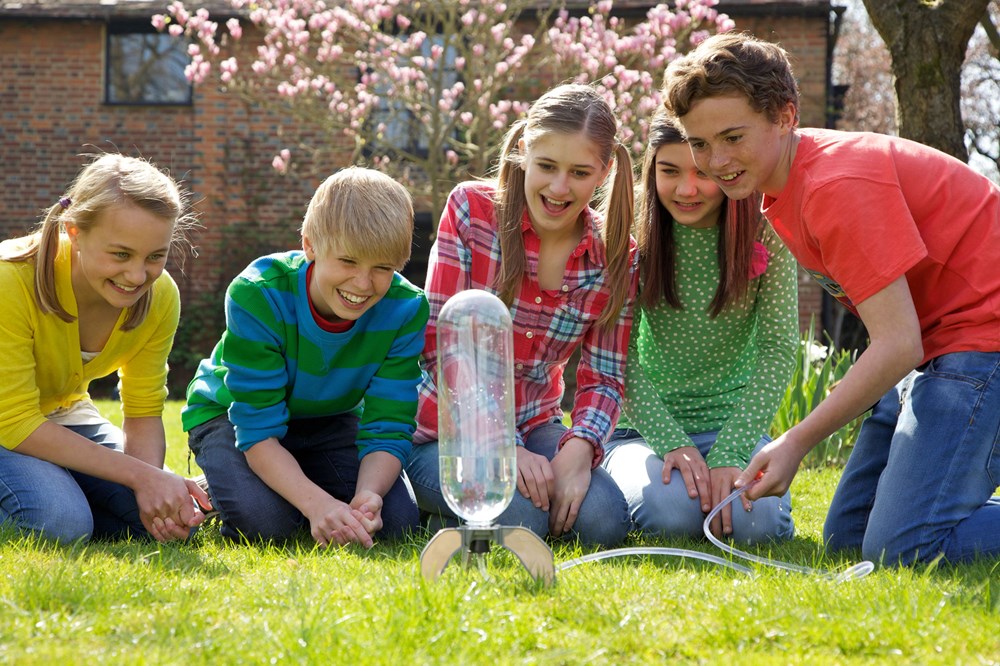 4M Science in Action - Water Rocket - view 3