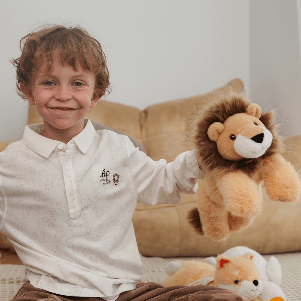 One Love Leonard Lion - view 3