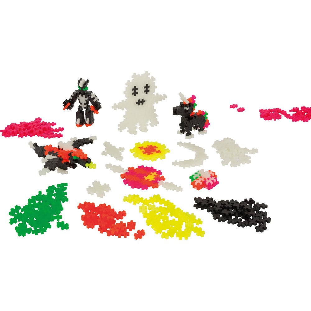 Plus-Plus Build and Glow - Glow in the Dark - 360 pcs - view 3