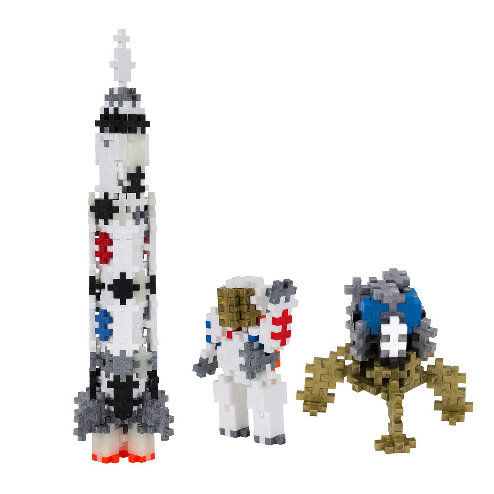 Plus-Plus Display Space/Moon Landing - view 2