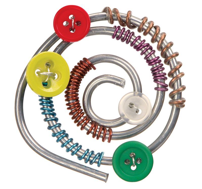 Basics - Buttons: Assorted Colours (Tub of 600g)